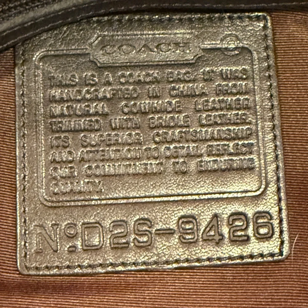 Coach Vintage Legacy Black Leather Tote with Double Handles - Picture 8 of 13